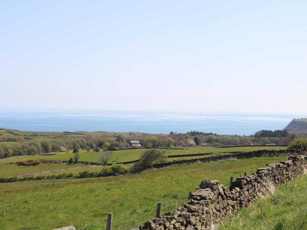 Stable Cottage Staintondale ภายนอก รูปภาพ